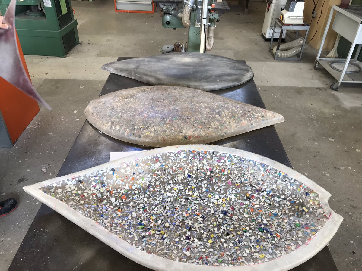 CDIBrisson's tweet photo. ♻️💡 Le projet Plastique « Libérons-nous des bouteilles en #plastique » avance avec Marius, Anthony, Logan et Audric. 🐠 Les poissons stylisés commencent à se dévoiler @Valorplast 👍🏻🤗💙#EDD #PFMP #1MOD #bacpromodelage #lyceeprofessionnel #LycéeHenriBrisson #CDI #Valorplast https://t.co/wTLHWsBCwt