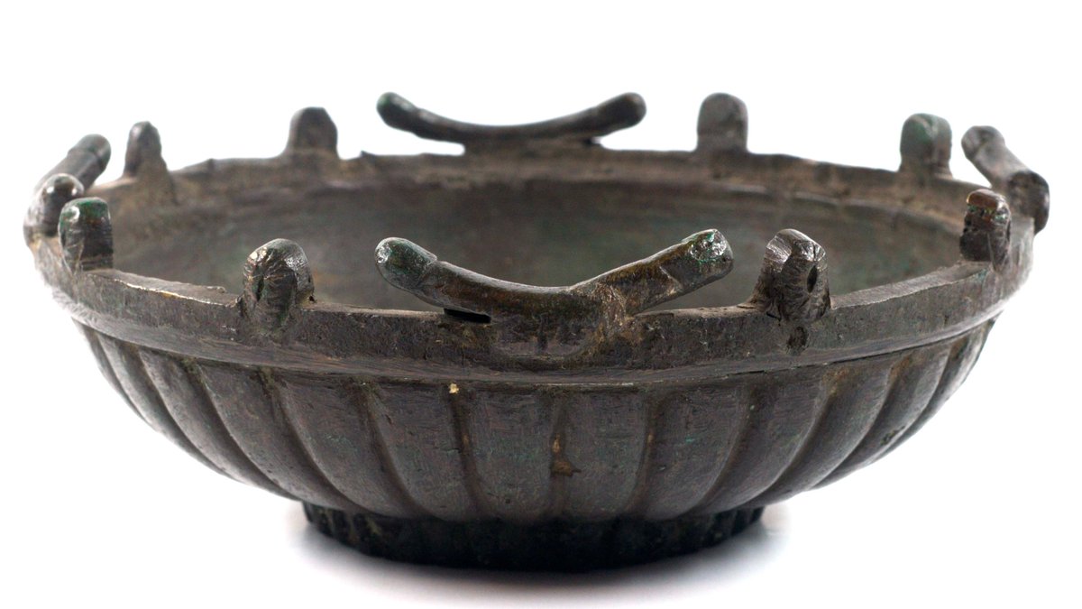 IT’S TIME FOR  #CURATORBATTLE!Today’s theme is  #SauciestObject for  #Valentines!We're starting with a parade of private parts!This Roman bowl bears 4 double-ended phalluses, each facing a disembodied vulva. There's even a phallic creature on the bottom too...BEAT THAT
