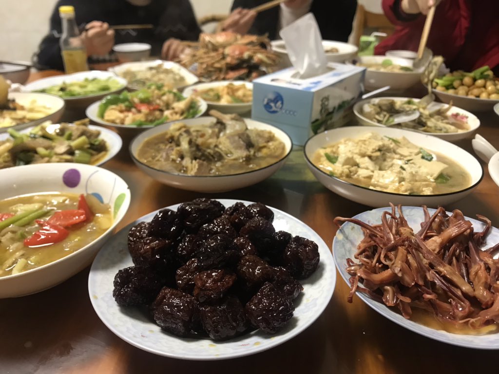 MOOOONKIRA's tweet photo. 👏簡單的中國菜🥘 新年好呀
#ChineseNewYear
#SpringFestival
#ChineseNewYear2021 
#LunarNewYear
#ChineseSpringFestival
#China
#chunjie
#ChineseLunarNewYear
#ChineseCulture
#YearOfTheOx
#CNY
#CNY2021 https://t.co/ySrnydYva9