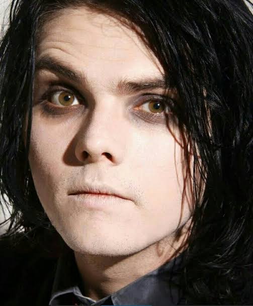 VERTIG0CAVE's tweet image. makes out