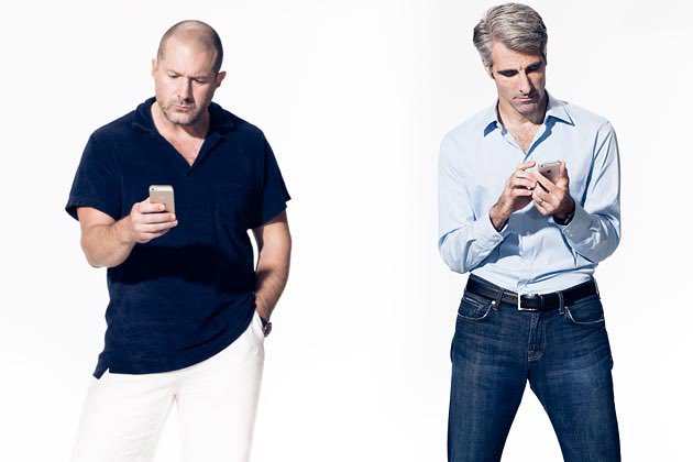 Setelah Scott Forstall keluar daripada Apple. Tim Cook melantik Jony Ive dan Craig Federghi untuk mengetuai pembangunan iOS 7. Maka sekaligus era Skeuomorphism yang diilhamkan oleh Scott Forstall telah lenyap dan diganti dengan rekaan Flat.