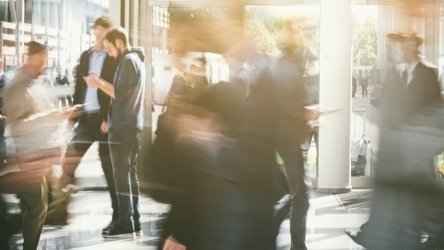 De #nieuwsbrief van februari is uit! Met: Leiden Leadership Lunch-serie '#Leiderschapskansen in tijden van #crisis', #Onderzoek 'COVID-crisis of COVID-kans?' en kennismaking met ons netwerk: Rudmer de Vries, <a href="/GemeenteDenHaag/">Gemeente Den Haag</a>. mailchi.mp/3971e20b7eb1/n…