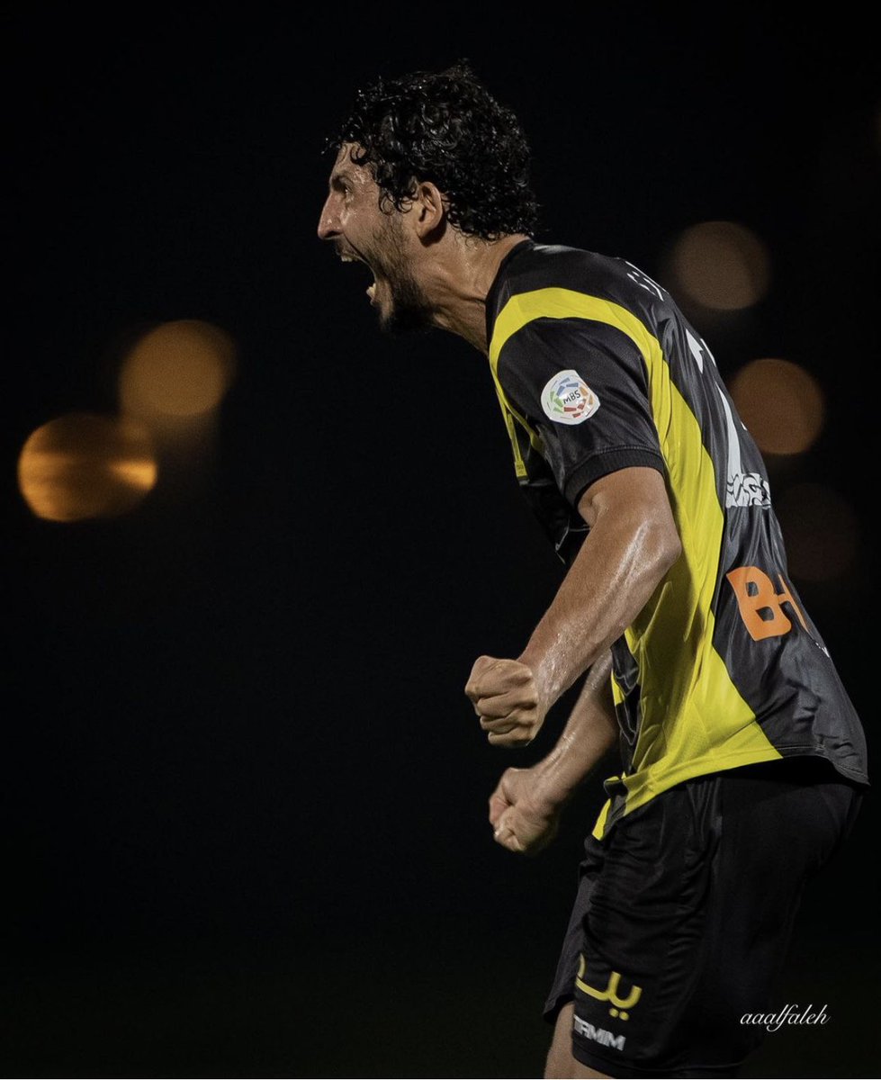 Hegazi's tweet image. اول هدف كنت أتمني ان يكون بمكسب و ان شاء الله المباريات القادمه تكون دائماً مكسب 
@ittihad 🔝

🖤💛💪