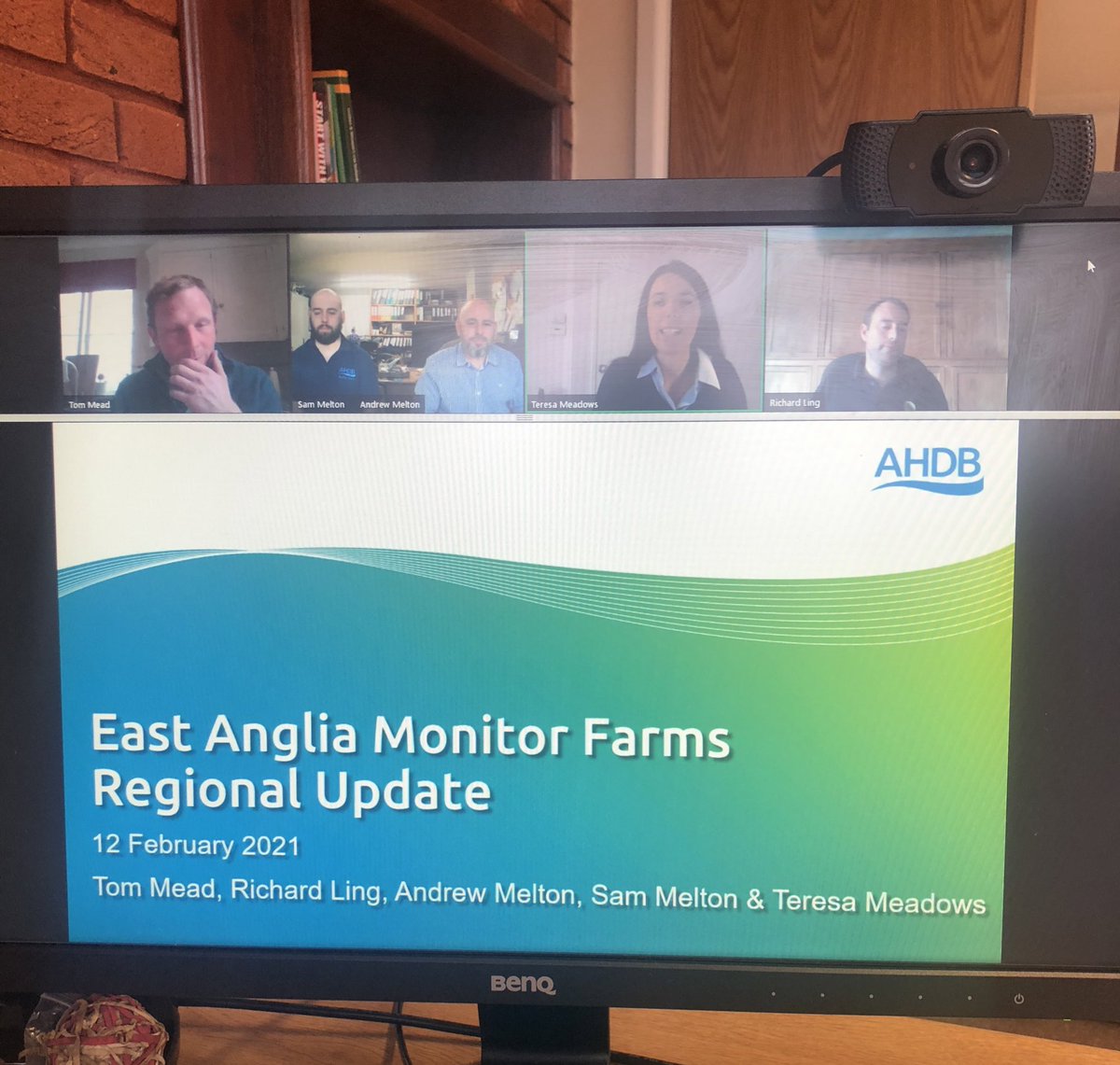 Great update meeting this morning from <a href="/AHDB_Cereals/">AHDB Cereals</a> #MonitorFarm some very interesting discussions! <a href="/andrewjmelton/">Andrew Melton</a> <a href="/H_MeltonSam/">Sam Melton</a> <a href="/Meadsfarm/">Tom Mead</a> <a href="/TheRookeryFarm/">Richard Ling</a> <a href="/CerealsEA/">🐻‍❄️</a>