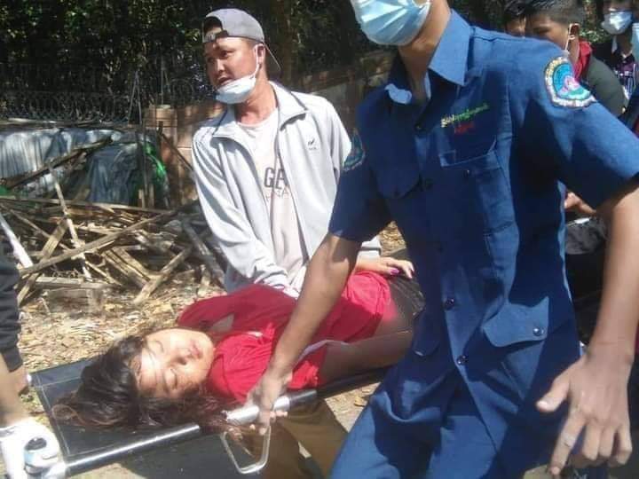 Ms.Mya Thwe Thwe Khine who was shot with real gun by the police officer last week is now confirmed brain dead . She never surpassed the prohibited line against the police during the protest . She was just shot intentionally. 
#RejectMilitaryCoup 
#WhatsHappeningInMyanmar