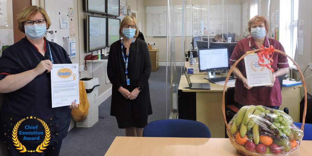 IOWNHS's tweet photo. Chief Executive award presented to the Clinical Site Management Team.

They manage patient flow across the organisation 24/7, despite how busy they are they've risen to every challenge faced &amp; ensured patient information was handled professionally &amp; met the mandated timescales 👏 https://t.co/vvN7G7Yhrg