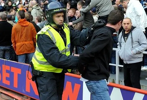 OneMorePoint1's tweet image. Great poll response &amp;amp; subsequent thread comments from Palace fans 😆

I feel better that I&apos;m far from alone from being thrown out of a ground (37%!)....although didn&apos;t think it would be as high as 1 in 25 that have been thrown out 4+ times 😮  #PrematureEjection!

🔴🔵⚽️🦅