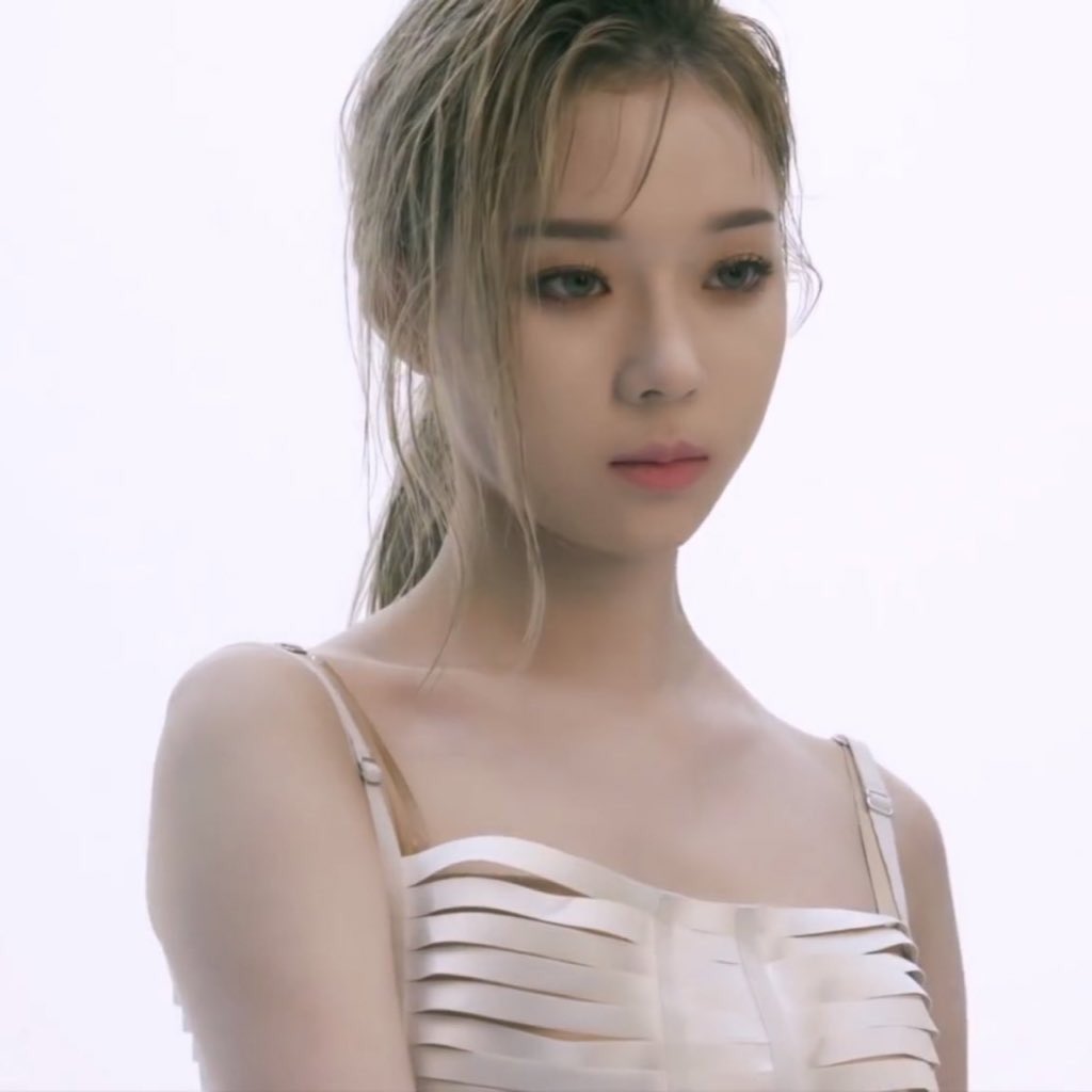 winterthinker's tweet image. 