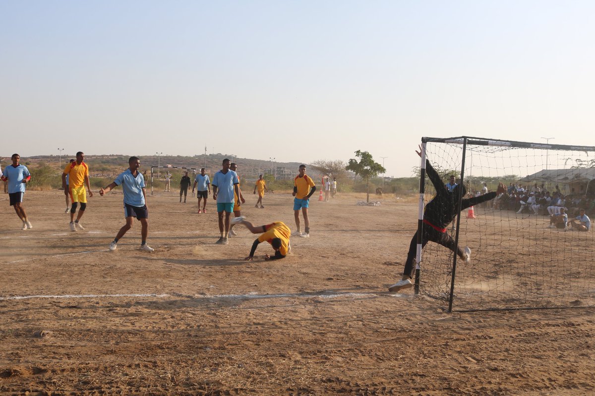 crpf_rtc's tweet photo. Glimpses of Handball Match played between Echo &amp; Foxtrot Coy of 13th Batch Basic Training (Sportsperson) at the sports complex of RTC CRPF, Jodhpur (Raj) on 12/2/2021. https://t.co/MdNA7itWOe