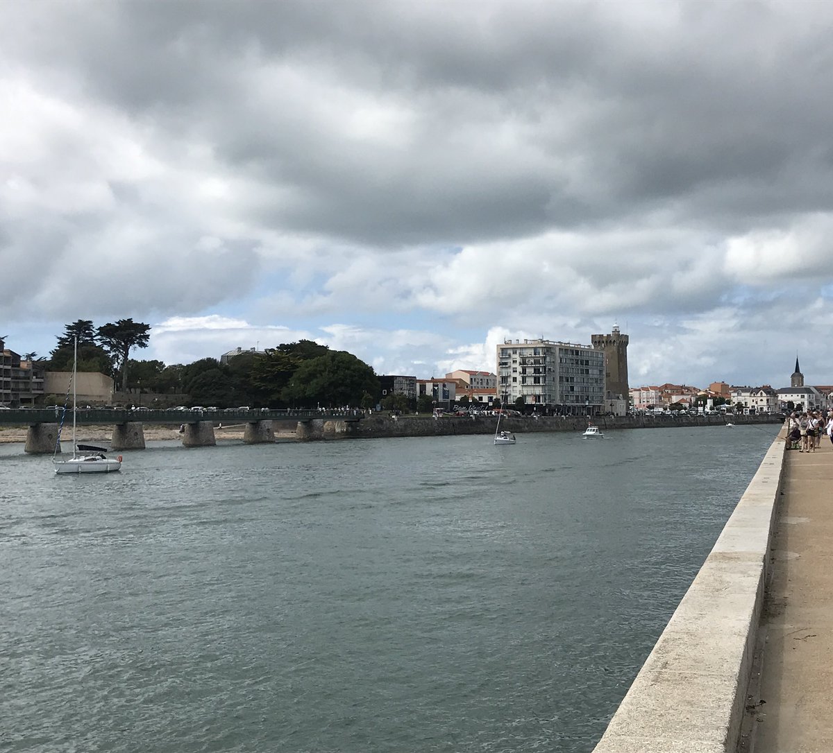 AssoRVPB's tweet photo. ⛵️#Voile #VirtualRegatta :
Notre association RVPB était engagée sur le #VendéeGlobe #VG2021 virtuel avec notre bateau #Vipradioonline
Résultat final : 86j 8h50min, 165624e sur +de 1 million de marins virtuels
12ème place parmi les skippers réels de la course derrière #ArmelTripon https://t.co/fuyw5Snvga
