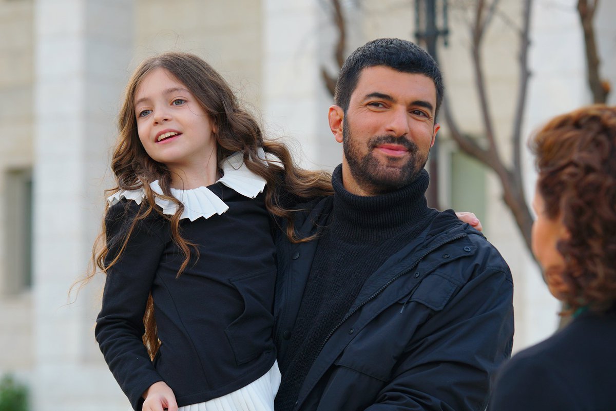 Дочь после на русском языке. Дочь посла турецкий сериал. Дочь посла турецкий сериал. Дочь посла турецкий сериал. Дочь посла турция 1 серия.