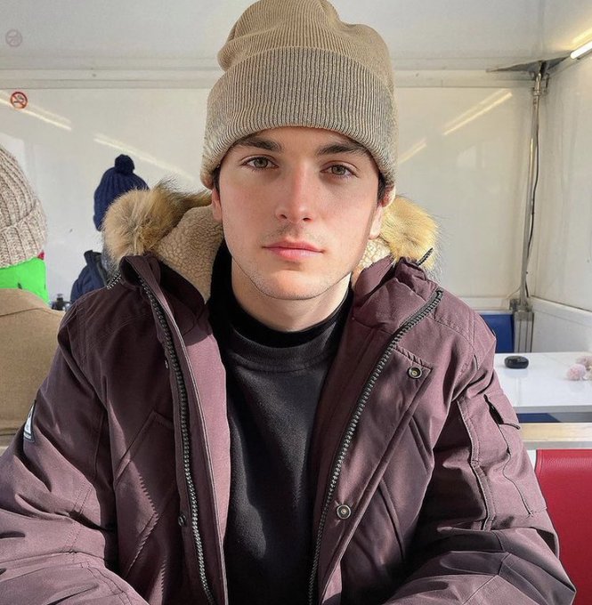 Yep this image is now on my Instagram https://t.co/oJWA9NJApx<a href="/tag/tracybeakerfamily"class="tags"><span>#tracybeakerfamily</span></a>