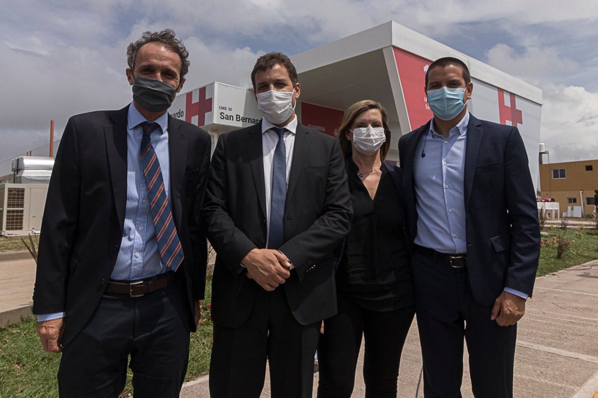 JPdeJesusOK's tweet photo. El Presidente @alferdez presentó 5 nuevos Centros Modulares Sanitarios en ciudades turísticas, de los 19 que serán inaugurados. Uno de ellos es el de San Bernardo, por eso acompañamos la presentación junto al ministro @katopodis y al intendente @cardozocristian. https://t.co/eC5klLqxAo