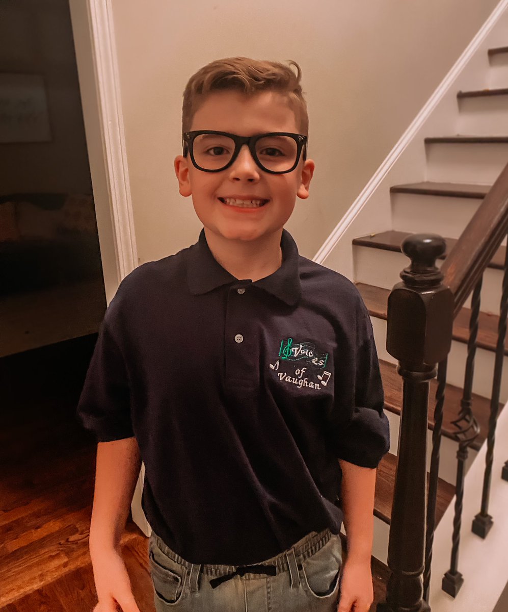 wanderlustsix's tweet photo. 🎶Dress as your favorite teacher day🎶 Meet Mr. Drawdy 2.0 😄
@v_musicprogram @VaughanRockets https://t.co/OchoV7BXxj
