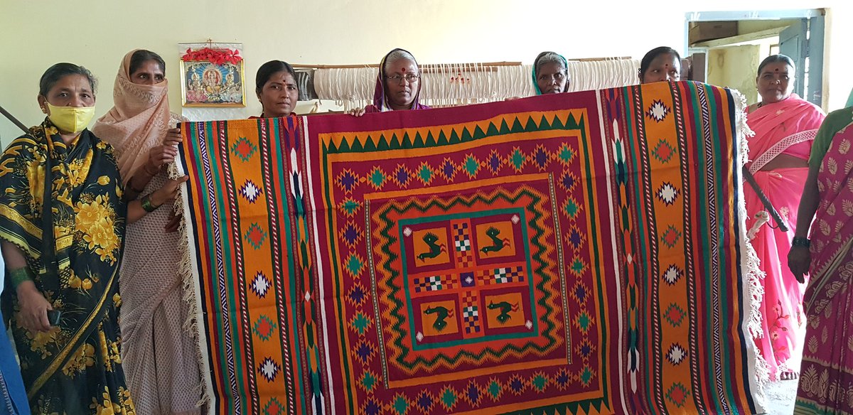 D Roopa IPS on Twitter: &quot;Lovely durries woven by lovely women of Navalgund,  Dharwar district . They are called Navalgund durries. We have GI TAG for  these durries. Go for these durries,
