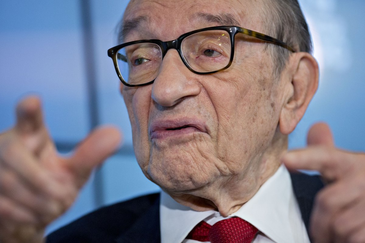 Greenspan famously gives only a short statement, the US Fed "affirmed today it's readiness to serve as a source of liquidity". No promises of anything, no direct intervention, no nothing.