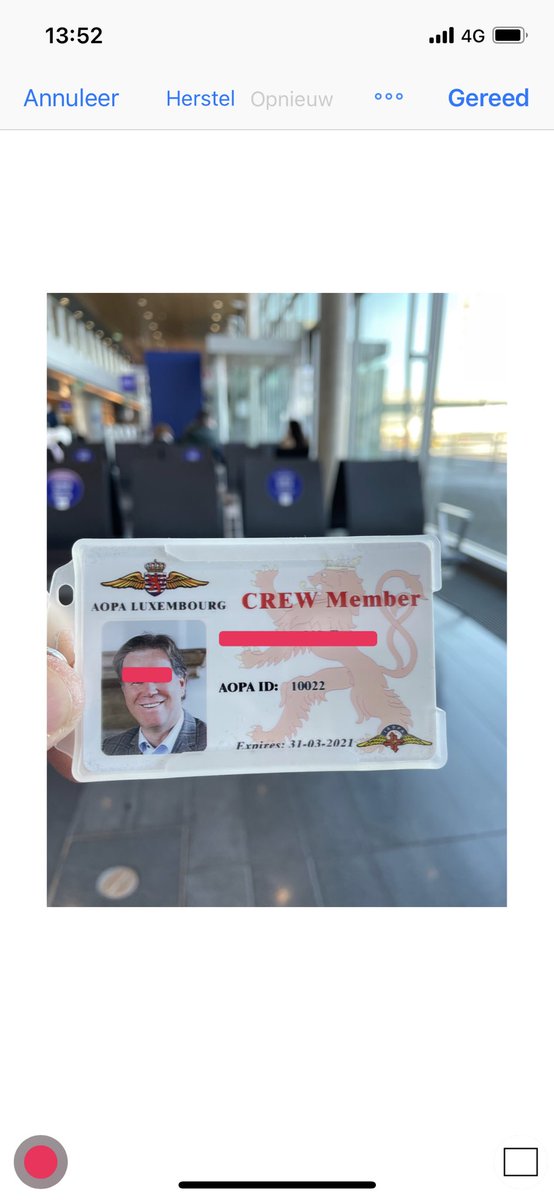 AOPAluxembourg's tweet photo. With your AOPA Luxembourg crew card, you enjoy lots of big savings (today : e.g. 35% on perfumes at @LuxairAirlines because of St Valentine) - make sure you alsays take your valuable membership card with you #iaopa https://t.co/UHmJiE5fcl