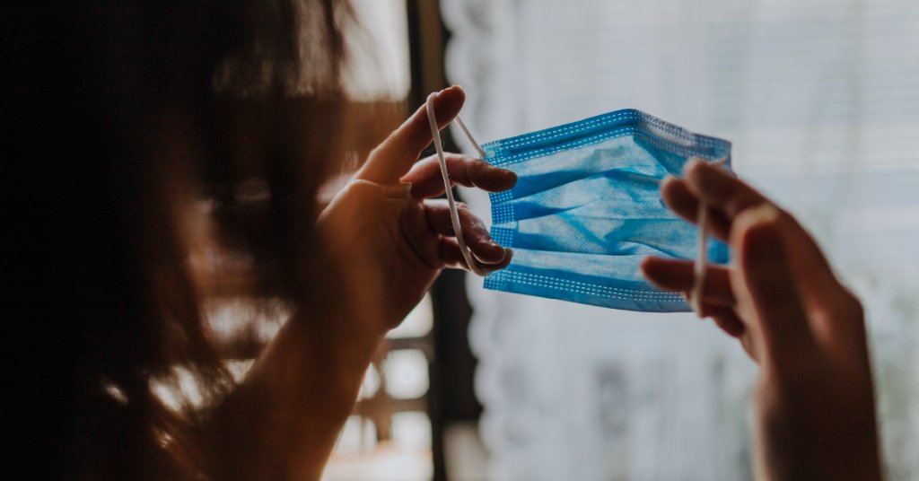 Wearing a tight-fitting surgical mask, or doubling up on masks, can significantly reduce COVID-19 transmission and slow the spread of new, more contagious strains, according to a CDC report released Wednesday. wb.md/3tZX7CG