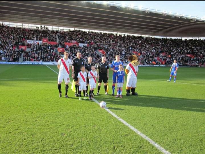 Wow 10 years ago my son was a mascot when we were in Div 1.  Now he is 18 and we are back in the prem.  <a href="/SouthamptonFC/">Southampton FC</a>