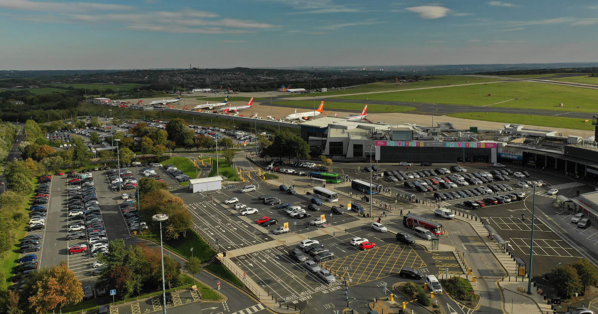 The approval of the expansion of  #LeedsBradfordAirport (subject to conditions) is a major set-back for Leeds’ ambition to reach net-zero by 2030. To get even close to that target we now need to ramp up the delivery of all other low-carbon commitments across the city.Thread/