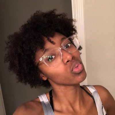 AmberkimlyMuch's tweet photo. Come hangout with me > Lunch Time Fine 🥰🖤📍🛫 drop it sign...(♒♒) on #BIGOLIVE https://t.co/cJKR0WiKJP https://t.co/PNy7giw6px
