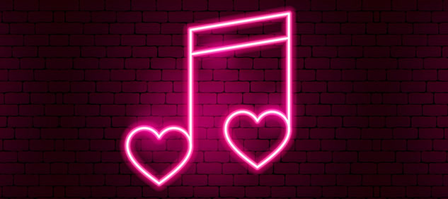 radiokisskiss's tweet photo. In cerca di una colonna sonora per il tuo San Valentino?

Ecco come scaldare l'atmosfera...❤👉 https://t.co/MrQmqsSnch https://t.co/ruyJO3lBOO
