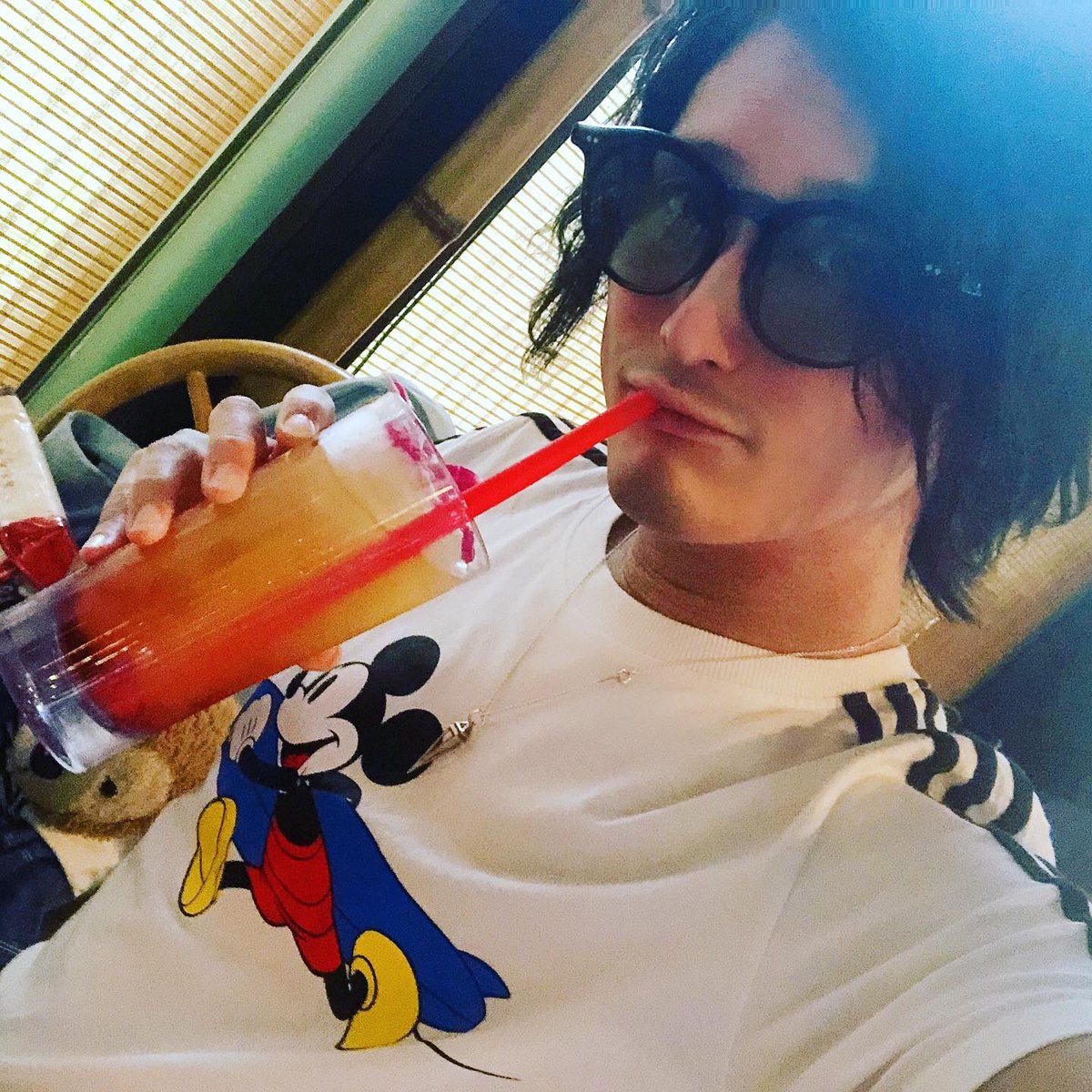 kanikatatu2's tweet photo. 夏のディズニーが1番好きだな♪今年も例年通り行けるといいなー>_<

#ディズニー
#ランド
#夏
#ダッフィー
#ディズニーすきな人と繋がりたい https://t.co/yr9lrf0lVV