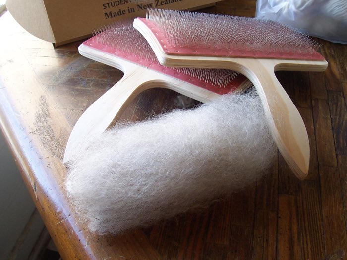 dictionarypod's tweet photo. #Carding is used for fibers like #wool and #cotton. First is a mechanical carder and next is manual ones. I learned!
#card #cardingmachine #thedictionary #smartereveryday #words #wordnerds #dictionary #wordnerd #podcasting #books #geeky #nerd #smart #book #word #dailypodcast https://t.co/IAOAsL5jVV