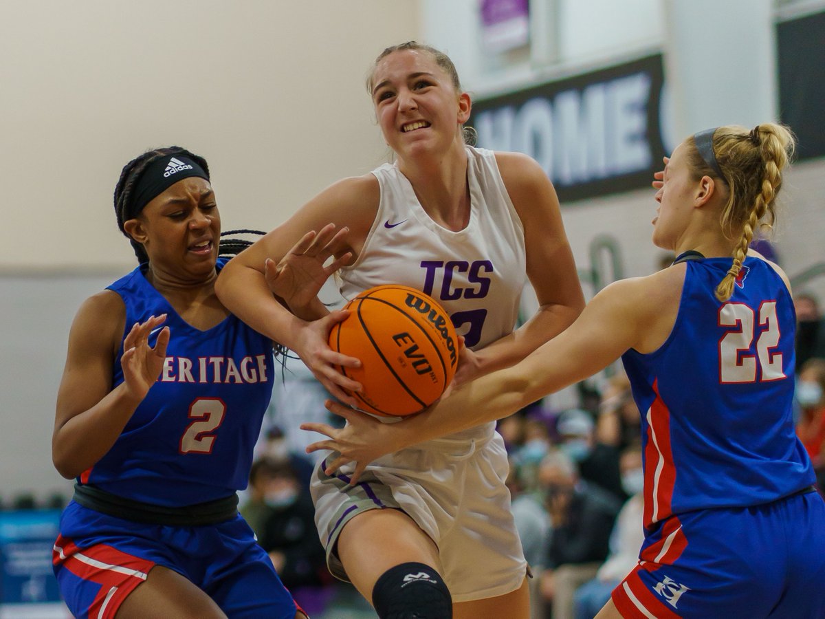 NTHSports's tweet image. On her senior night, @DenesAnna had ten points in the @bballcoachjd 42-27 win over Heritage

@KyleSandy355