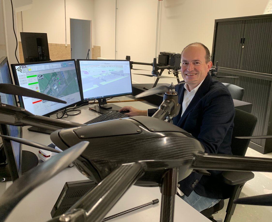 mickael14000's tweet photo. Les drones autonomes aideront à la mise en application et à la réponse aux incidents
@Aerialtronics @drone_volt @AquilineDrones @Siemens @Deck180
#drones #drone #uav #alturaZenith
#drone_volt #aerialtronics #aquilinedrone #siemens #deck180
https://t.co/p40367Otp5 https://t.co/Qnk2s7wXoj