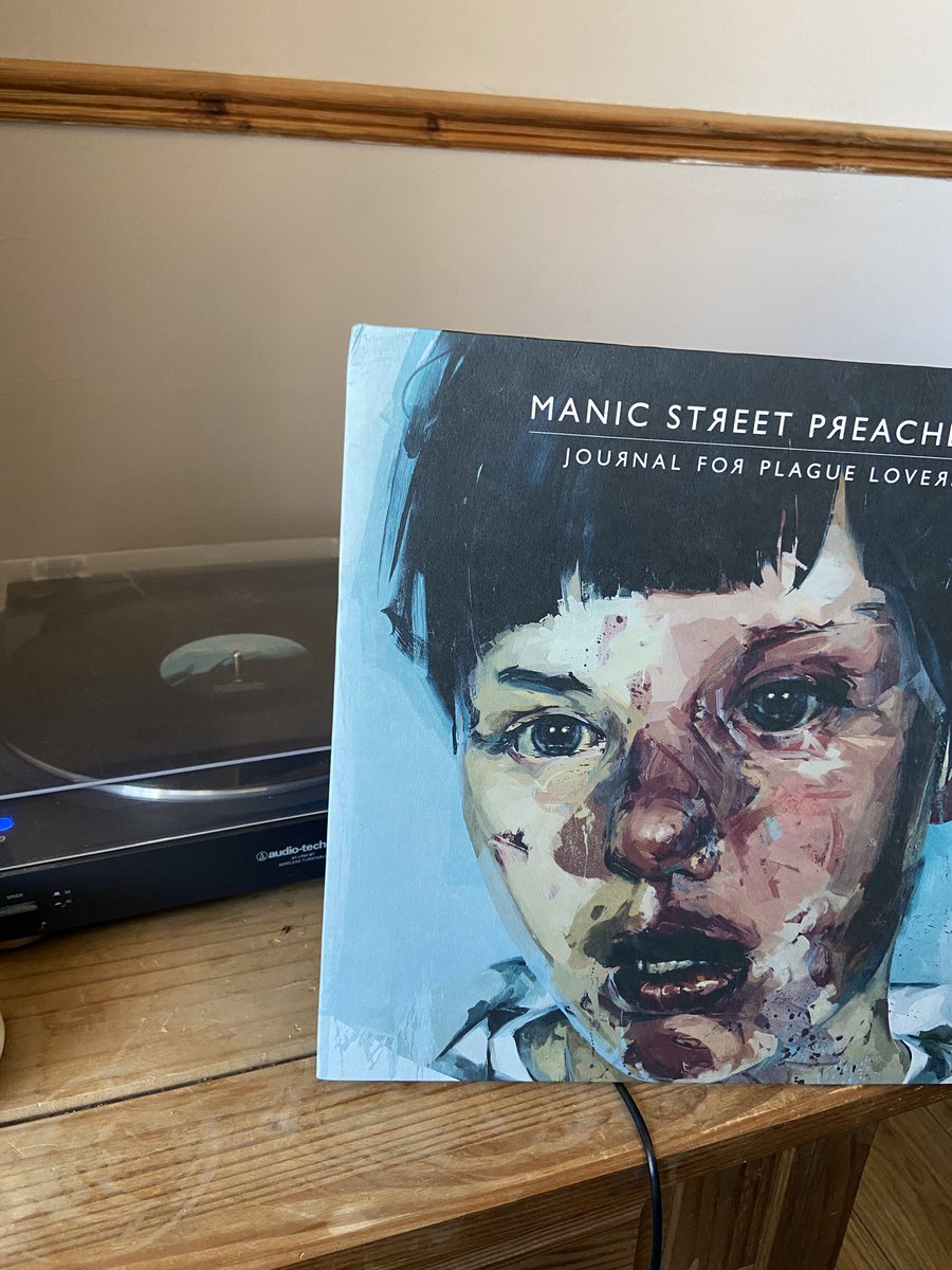mattsmeeth's tweet photo. This afternoon’s work soundtrack #journalforplaguelovers #jfpl #manicstreetpreachers #msp #manics #vinyl #nowspinning #NowPlaying @Manics @ColumbiaRecords @sonymusic https://t.co/S6a2TllNF0