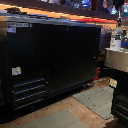 Beverage_Air's tweet photo. We've spotted one of our bottle coolers at Zipps Sports Grill, AZ. #DWSeries #keepingitcold #beverageair #aligroupfs https://t.co/S4heT2QluJ