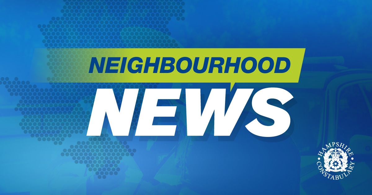 PompeyPolice's tweet image. We are aware of reports in the north Cosham/Drayton areas of suspicious incidents involving several men knocking on doors &amp;amp; offering to clean gutterings/driveways. We want to reassure you that we are aware of these incidents &amp;amp; are monitoring the situation: orlo.uk/g3nq3