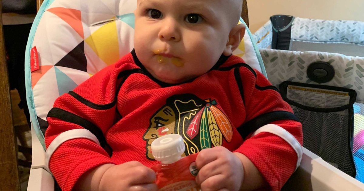 Eats his #ancientgrains AND is a Blackhawks fan!? 🤯This kid is going places!
.
.
.
#nurturme #tummyfriendly #fruitpouches #powerblends #yummyfood #toddlersofinstagram #toddlerpurees #eattherainbow #allergenfriendly #allnaturalingredients #glutenfree #antioxidants #healthytoddler