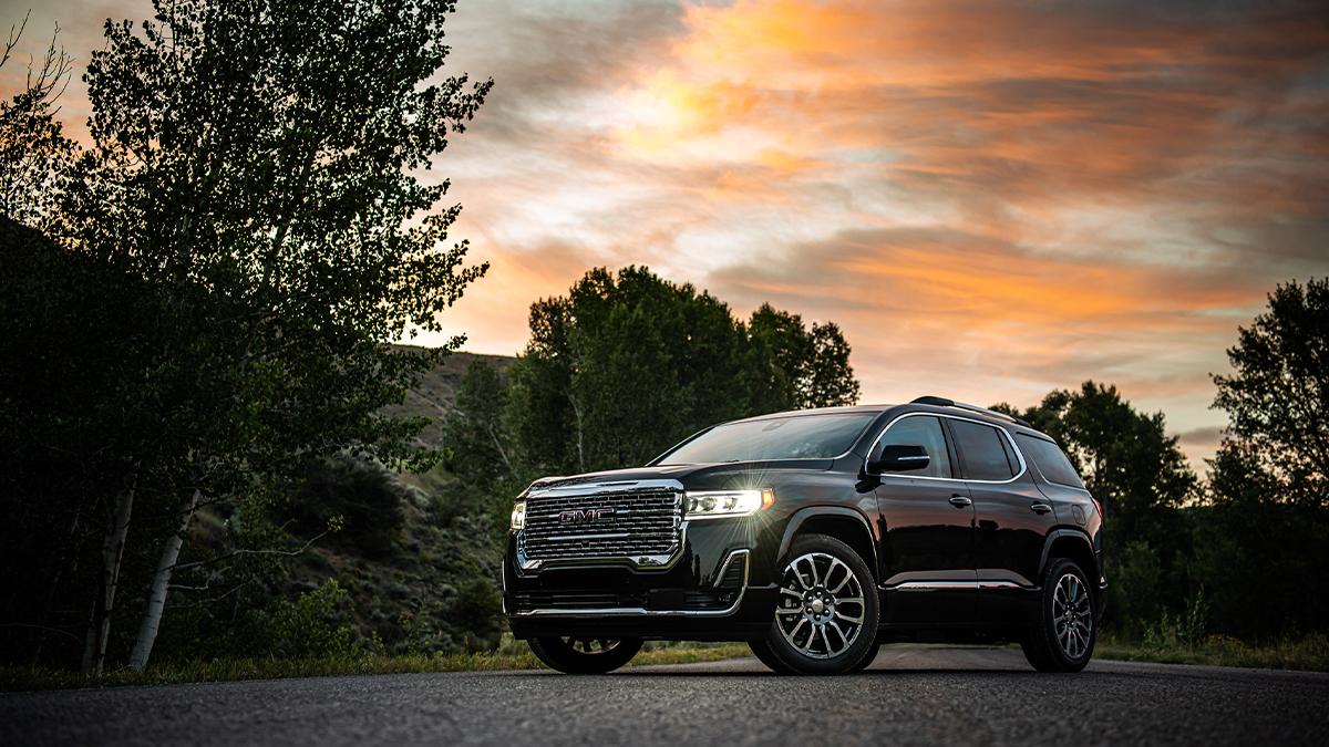 Make your mark under painted skies. #GMCAcadia #Denali

Learn more: s.gmc.com/apnse