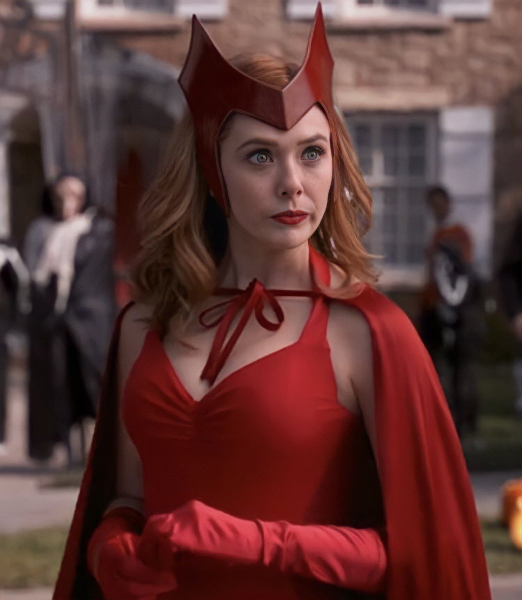 “É a primeira vez que conseguiremos entendê-la como Feiticeira Escarlate” diz Elizabeth Olsen. #WandaVision