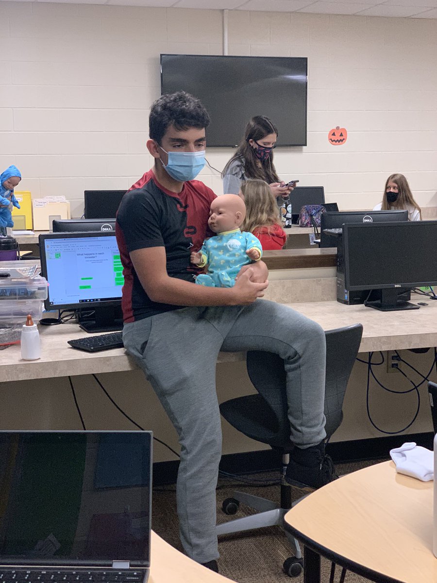 TafeLhhs's tweet photo. Sign up for Child Development next year. This class provides real-life application. @TafeLhhs @LHHSFutureReady @laracclark @LibertyHillHS @LhhsPals https://t.co/vRCLfiFrlH