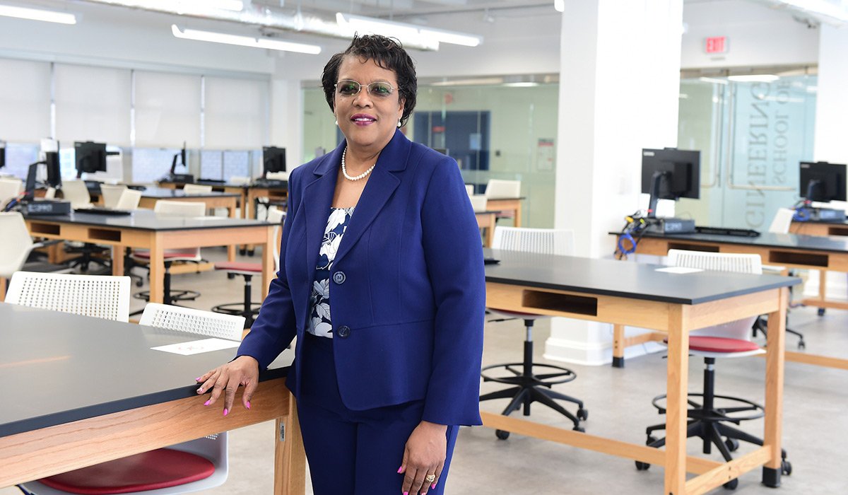 CUA_engineering's tweet photo. Check out @CUA_engineering being represented by #WomeninSTEM we are very proud of our #CatholicUEngineers!! #ThisisCatholicU https://t.co/jvceok1gqB https://t.co/FG5XBu0IUE