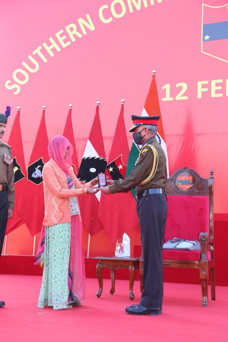 PRODefRjsthn's tweet photo. #SouthernComd #Investitureceremony LtGenJSNain honours the #RealHeroes #sacrifice #Dedication #Courage #Conviction in line of duty honoured !!
36 #Individualawards 
22 #unitcitations 
1 #GallantryPosthumous
2 #Senamedalbar 
1 #Womanofficer #VSM
@adgpi
@SpokespersonMoD 
@PIBJaipur https://t.co/BKHEqeVxcD