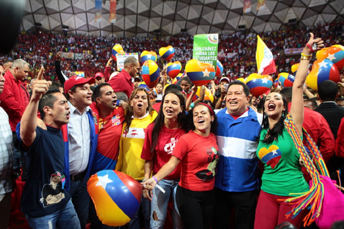 adancoromoto's tweet photo. Con el ejemplo de los heroes y las heroínas de la Batalla de la Victoria, felicitamos a la juventud venezolana en su día; presente y futuro de la Revolución Bolivariana, y garantía para lograr las transformaciones políticas, sociales y ético-morales que la hagan irreversible!! https://t.co/6fDpOJtSei