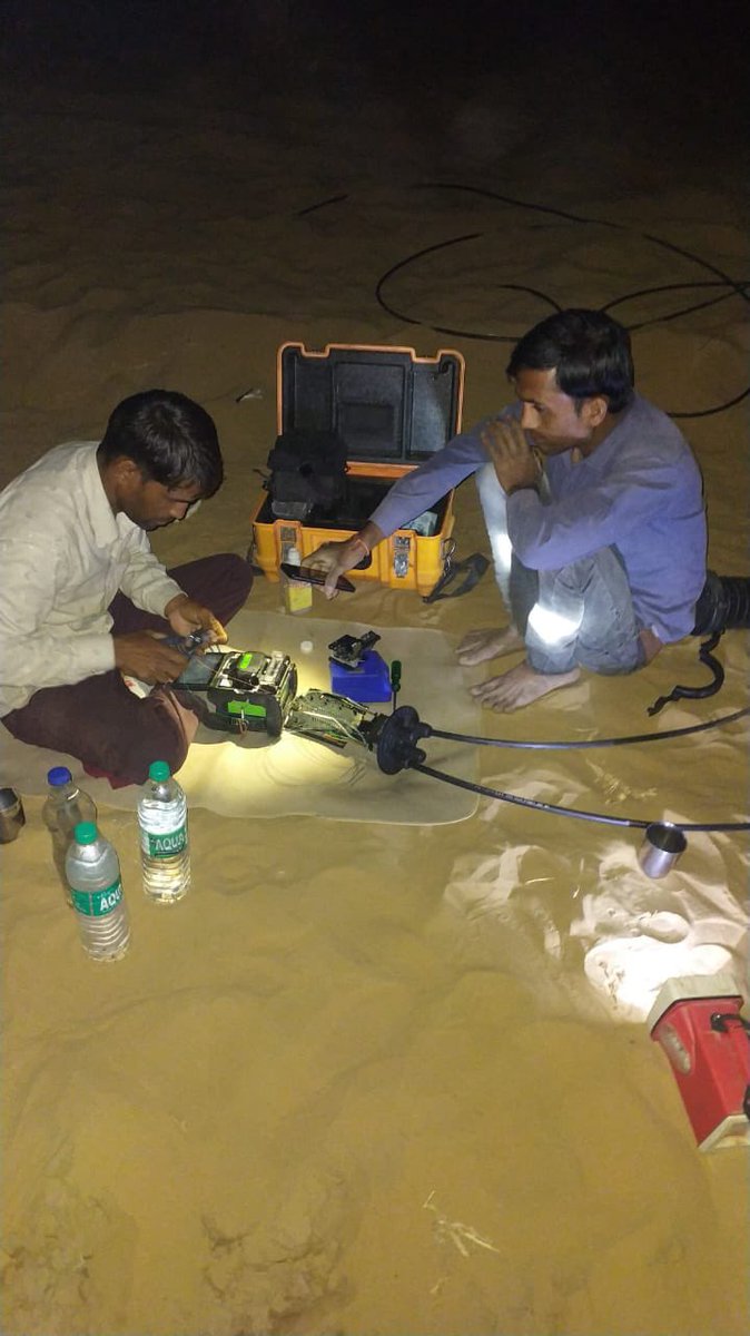 nareshsen4bjp's tweet image. ना रुकना है ना थकना है दिन हो या रात एक नया मुक़ाम बनाना है सी एस सी के संग  भारतनेट केबल का काम करते हुए   CVLE Naresh sen    Nagaur block RAJSTHAN #cscsegramswaraj #bharatnet @dintya15 @abhi481 @ahmedcscwifi @wifichoupal @rsprasad