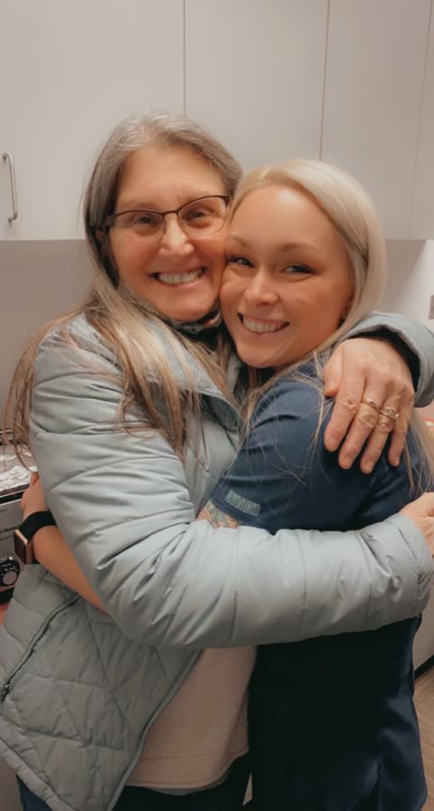 Congratulations Kelly Papetti to your retirement! Thank you for being the best mentor and part of my second family! Ups will miss your bubbly, caring, can do attitude!! Thank you for all 29 years of service! Have a great relaxation in Arizona! Love you!@Gar_seaups <a href="/wwalker1985/">Wesley Walker</a>