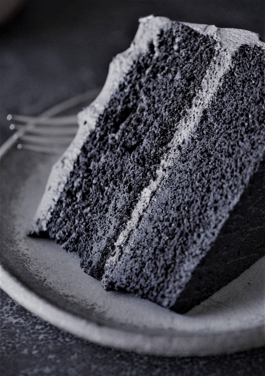 Presenting Rashami Desai as Cakes : A Twitter Thread. (Birthday Special Thread) HBD Rashami Desai  @TheRashamiDesai