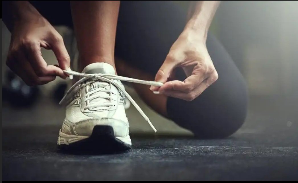 HLCSport's tweet photo. Fasten up your shoelaces everyone, the Walk The UK challenge has begun. Over half term the College academic houses are competing against each other to see who can achieve the 837 miles first. Which house is going to come out on top?? https://t.co/017t2GnWEW