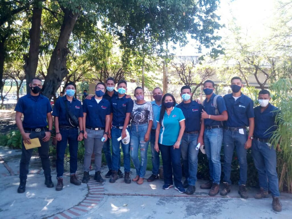 #12Feb en el marco del Día de La Juventud nuestros aprendices del <a href="/CFSBicentenari2/">CFS Bicentenario</a>
en Charla Final dictada por nuestra analista del PNA Dayana Lozada en el Oficio: Operador de Plantas Petrolera bajo el  patrocinio de PDVSA VASSA Guacara
#LaFormacionTecnicaEsAhora
