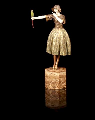DeCromarty's tweet photo. Aunque hay grandes creadores de objetos de lujo en #marfil, y otros materiales preciosos, quiero centrarme en la escultura de pequeñas dimensiones #ArtDeco, orientada al lujo decorativo de tres artistas: Demetre #Chiparus, Philippe #Devriez y Ferdinand #Preiss.
Sigue👇🏽 https://t.co/fYFfQJwyRx