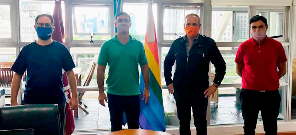 La Mesa Nacional de FARCO representada por <a href="/antoninipablo/">Pablo Antonini</a> y <a href="/lucasmolinari1/">Lucas Molinari</a>, fue recibida por el Presidente del <a href="/INAESarg/">INAES ARGENTINA</a>, Alexandre Roig, en la sede del organismo junto al dirigente de la <a href="/UTEPoficial/">UTEP</a>, <a href="/GildoOnorato/">Gildo Onorato</a> para avanzar en una agenda de trabajo conjunto.