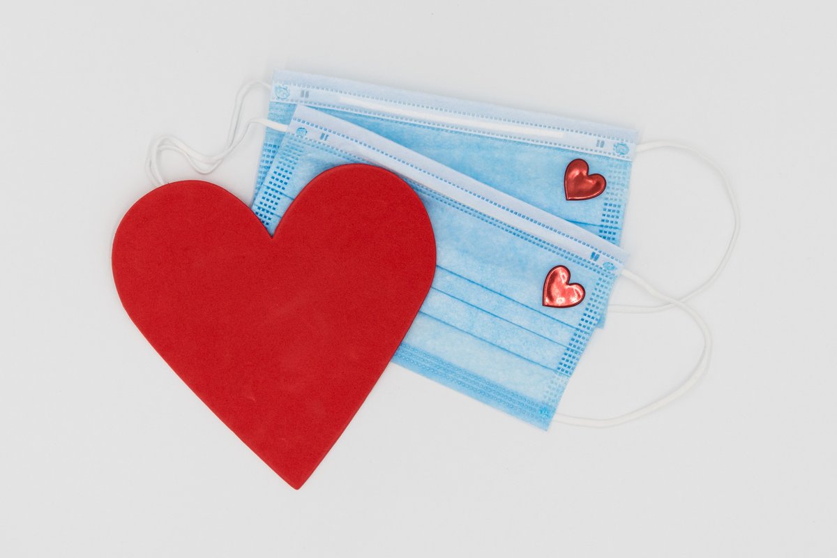 uazmedphx's tweet image. Heart disease can happen at any age. February is #HeartHealthMonth and we're encouraging everyone to take care of your loved ones and yourself by eating healthy, staying active, and understanding your risk factors. #americanheartmonth #HeartMonth @AHAArizona