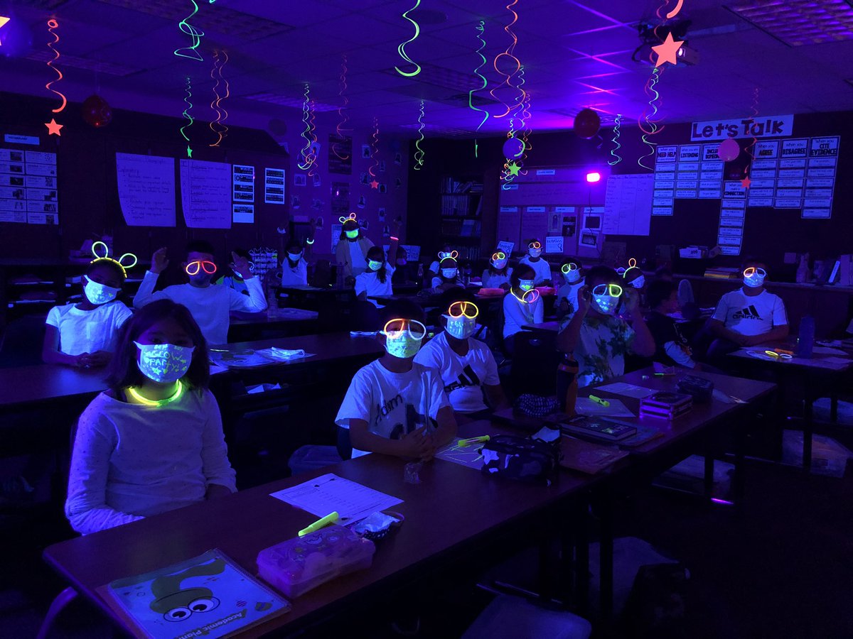 Glow Day Learning!  Sorting fractions, learning about  chemical reactions that make glow sticks glow, and even how temperature changes the brightness of glow sticks.  <a href="/OrioleTweets/">Avon Community School Corporation</a>
