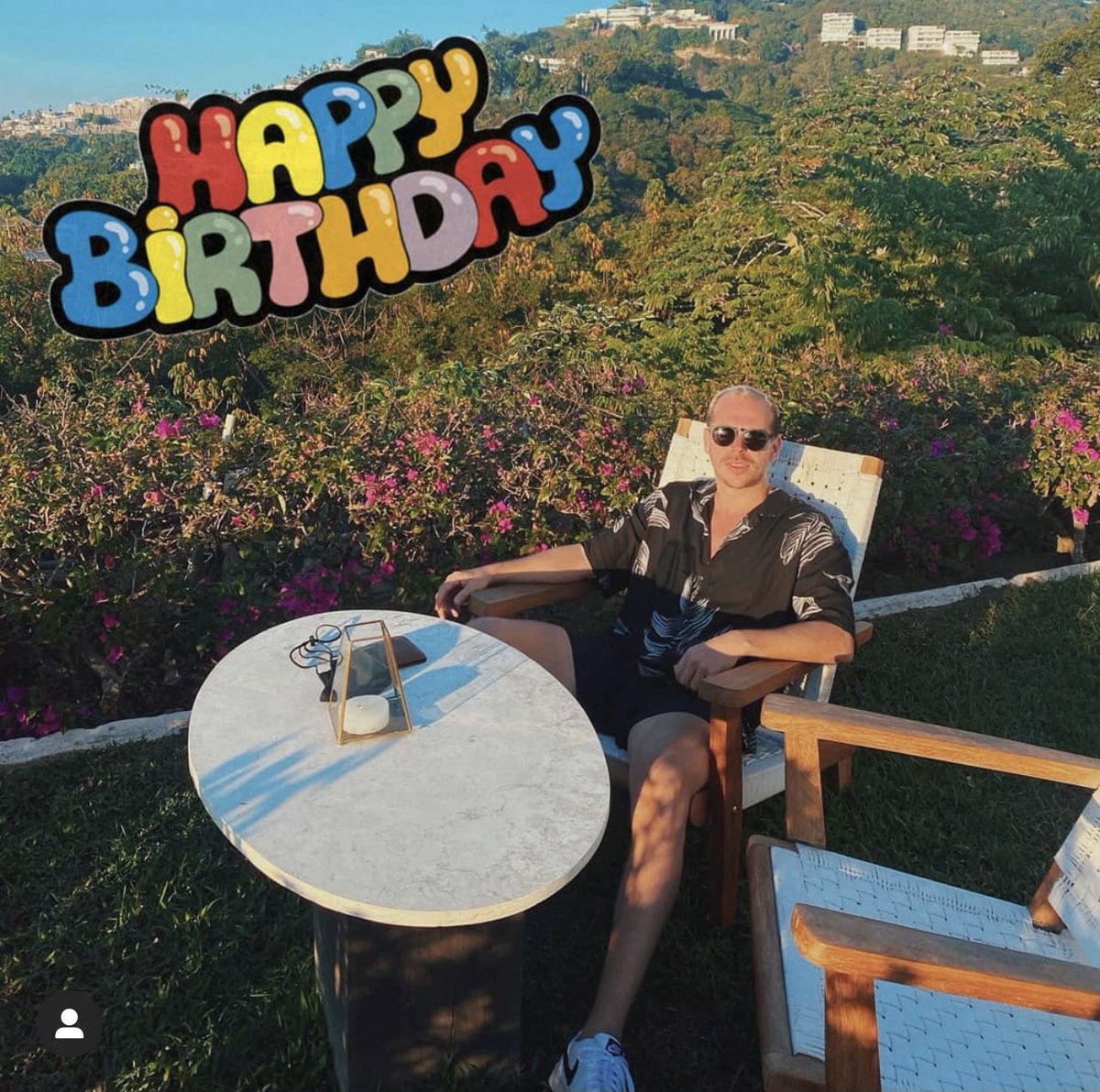 BagreTV's tweet photo. ¡Hoy CUMPLE AÑOS @samuelfematt! 🔥🎉🍻 escríbele algo chingón en los comentarios para alegrar su día como él alegra nuestros días 🙏👏 https://t.co/FejAQEcaoB